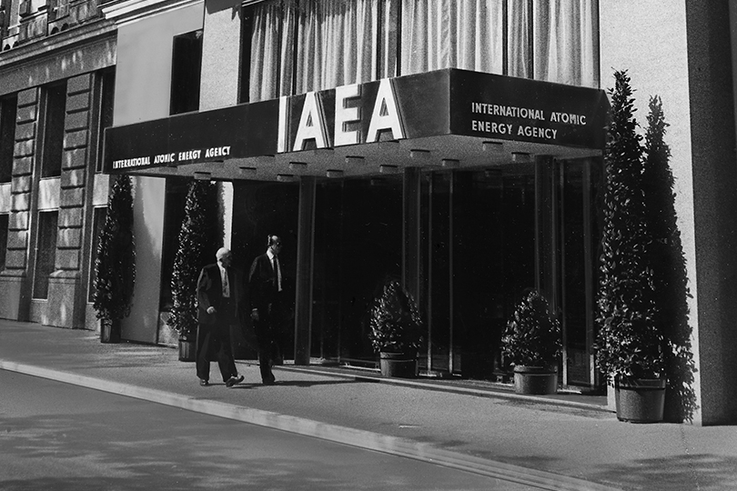 60 Years: 60 Pictures - An Overview of the IAEA's Work | IAEA