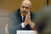 IAEA Director General Mohamed ElBaradei takes time to speak to Agency staff after winning the Nobel Peace Prize. (IAEA Boardroom, Vienna Austria, 7 October 2005) 