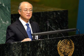 IAEA Director General Yukiya Amano presents the Agency's 2009 Annual Report to the United Nations General Assembly, 8 November 2010. (Photo: D. Berkowitz/UN, New York)