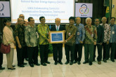 IAEA Director General Yukiya Amano designates Indonesia's National Nuclear Energy Agency (BATAN) as an IAEA Collaborating Centre for Non-Destructive Diagnostics, Testing and Inspection Technologies during his official visit to Indonesia. 23 January 2014