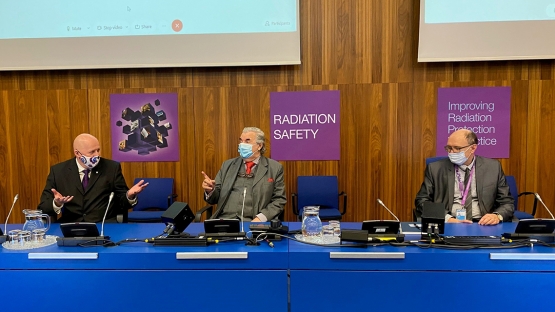Tony Colgan, Scientific Secretary of the Conference and IAEA Head of Radiation Protection Unit with the keynote speaker, Mr Abel Gonzalez from Argentina and Mr Miroslav Pinak, IAEA Head of the Radiation Safety and Monitoring Section at the opening session